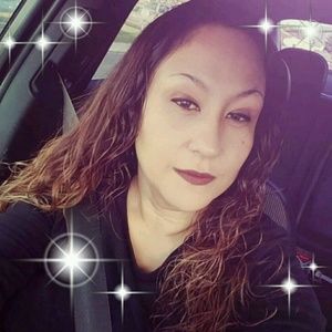 Meet your Posher, Annq